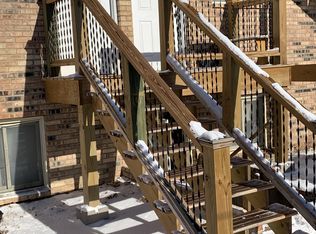 1004 S College St #5, Springfield, IL 62704