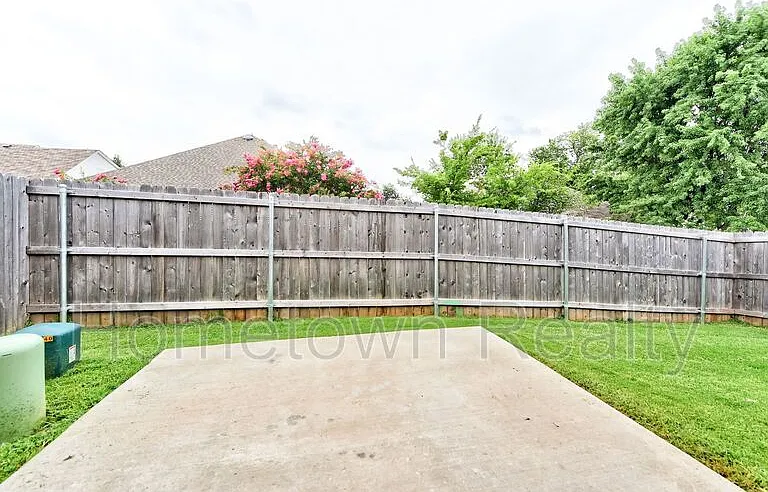 11206 NW 114th St — Photo 33