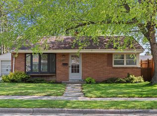 1223 Sheraton Dr, Racine, WI 53402