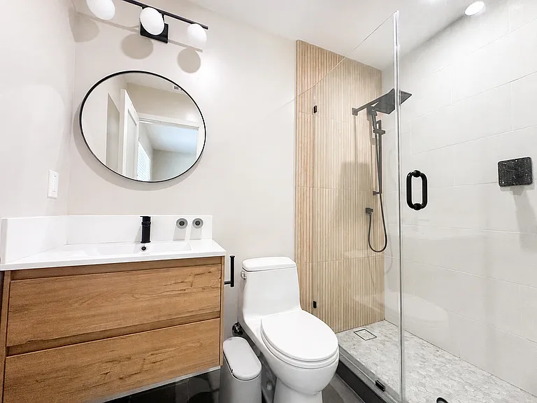 en-suite bathroom