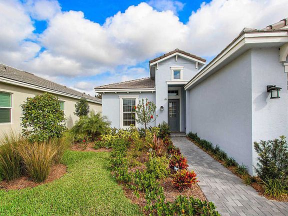 3rd image of 16121 Whippoorwill Cir