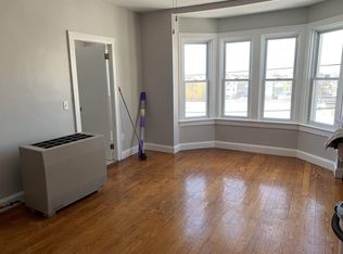 2 Thomas St #2, Fall River, MA 02723