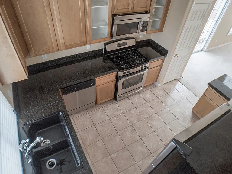 6143 Carson Hills Ave — Photo 5