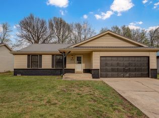 2532 S Fort Avenue, Springfield, MO 65807
