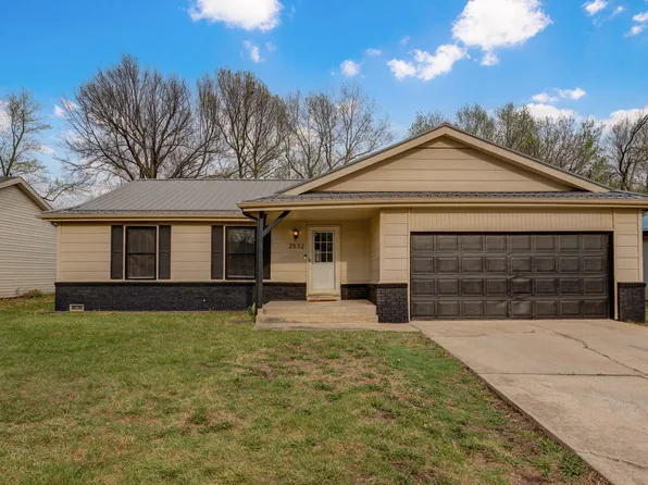 2532 S Fort Avenue, Springfield, MO 65807