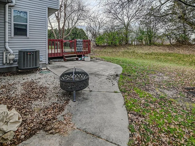 400 Muirfield Ct — Photo 54