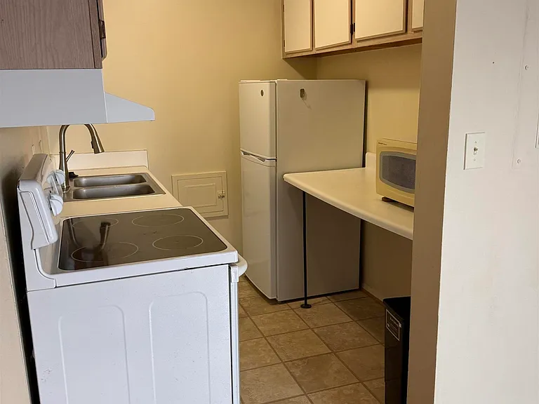 1800 Jefferson Park Ave #310 — Photo 7