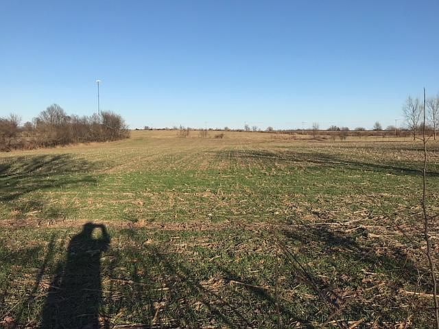 1st image of 6250 S Farm Road 67