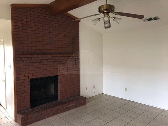 3rd image of 2509 Bermuda Dr Unit A