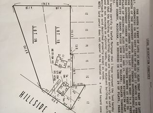 2601 Hillside Dr NW, Grand Rapids, MI 49544