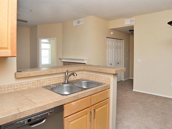 5th image of 1500 E Pusch Wilderness Dr Unit 6206