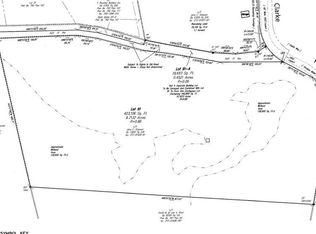 91 Clark Rd, Sturbridge, MA 01518