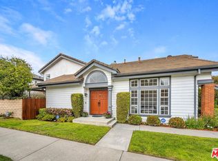 8319 Berger Ave, Playa Del Rey, CA 90293