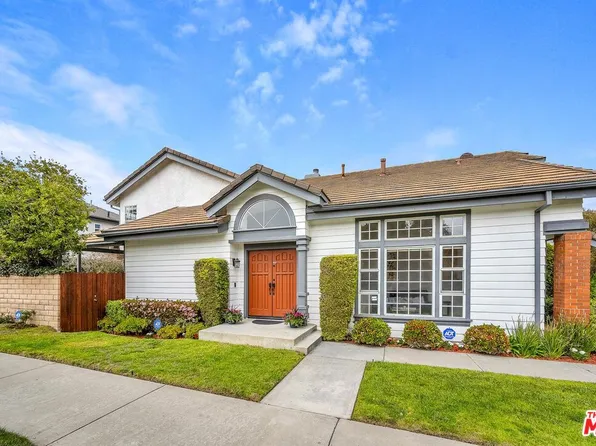 8319 Berger Ave, Playa Del Rey, CA 90293