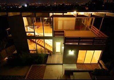 Contemporary built 2006