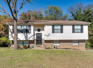 7009 Glacier Ln, Harrison, TN 37341