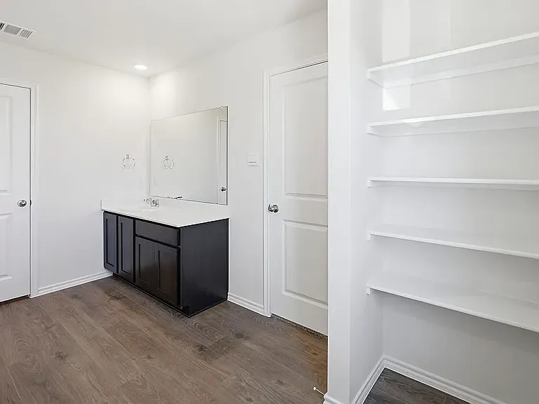 125 Arbor Dr — Photo 15