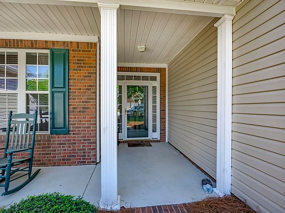 5th image of 124 Cobblers Glen Ct