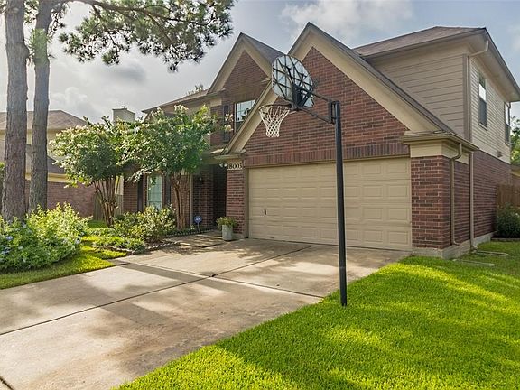 3rd image of 18003 Berry Branch Dr