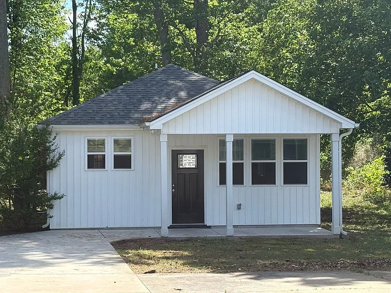 2024 Queen Charlotte Pl #HOUSE — Photo 32