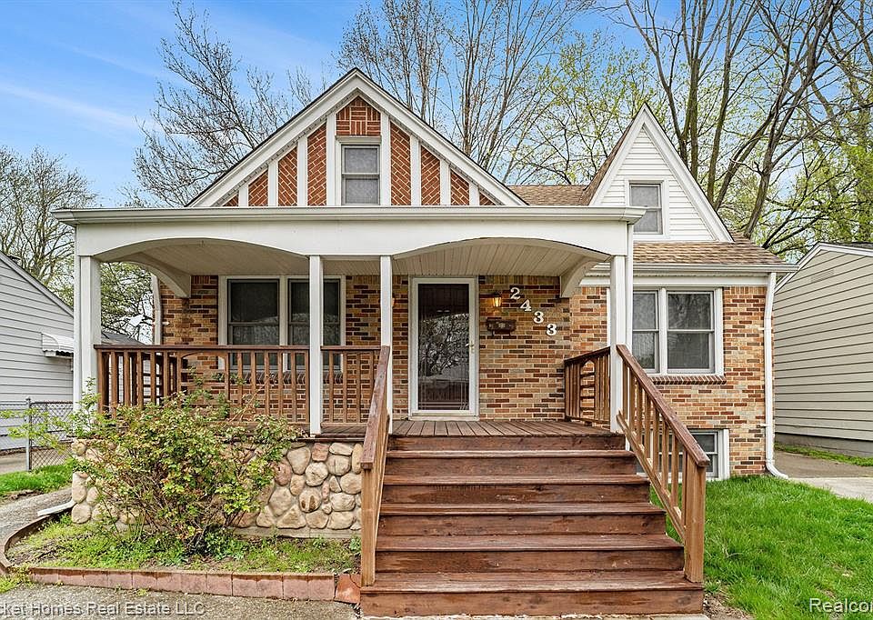 2433 Dallas Ave, Royal Oak, MI 48067 Zillow
