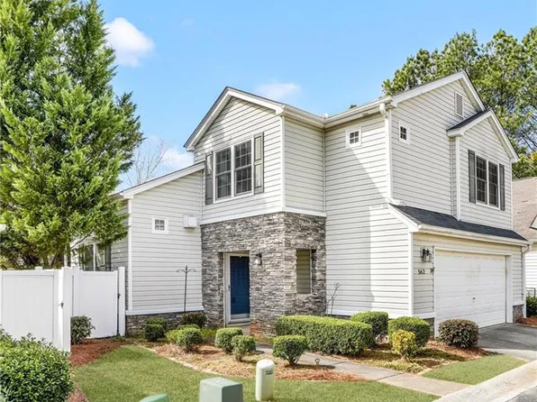 562 Windcroft Cir NW, Acworth, GA 30101