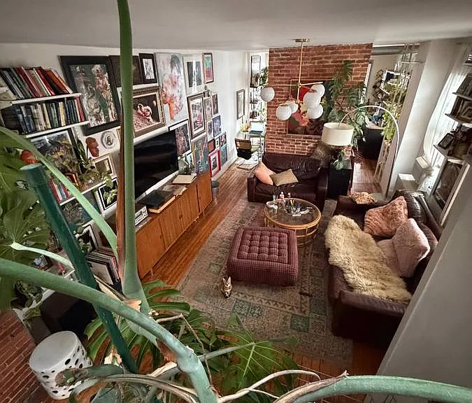 2846 Huntingdon Ave — Photo 2