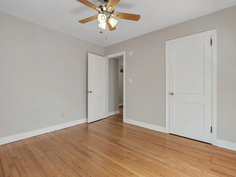 810 N Duval St #A — Photo 15