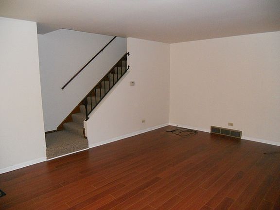 3rd image of 704 Jefferson Ave #704