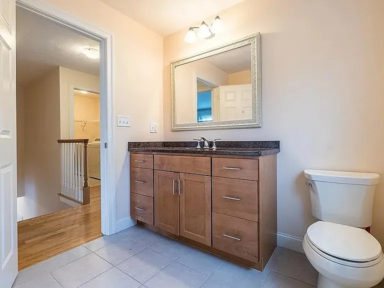 32 Empire Dr — Photo 18