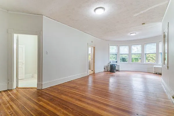 52 Albemarle Pl #16 — Photo 2