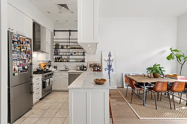 Sold by Compass | media 3