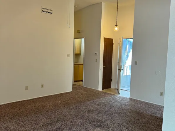 5953 Crowder Way, Sacramento, CA 95842