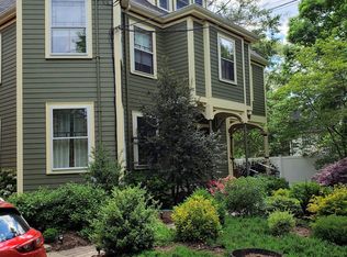 123 Aspinwall Ave, Brookline, MA 02446