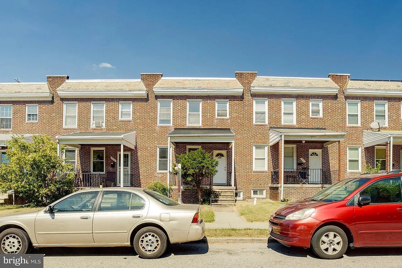 2 bed, 1400 sqft, $1,000 — Photo 2