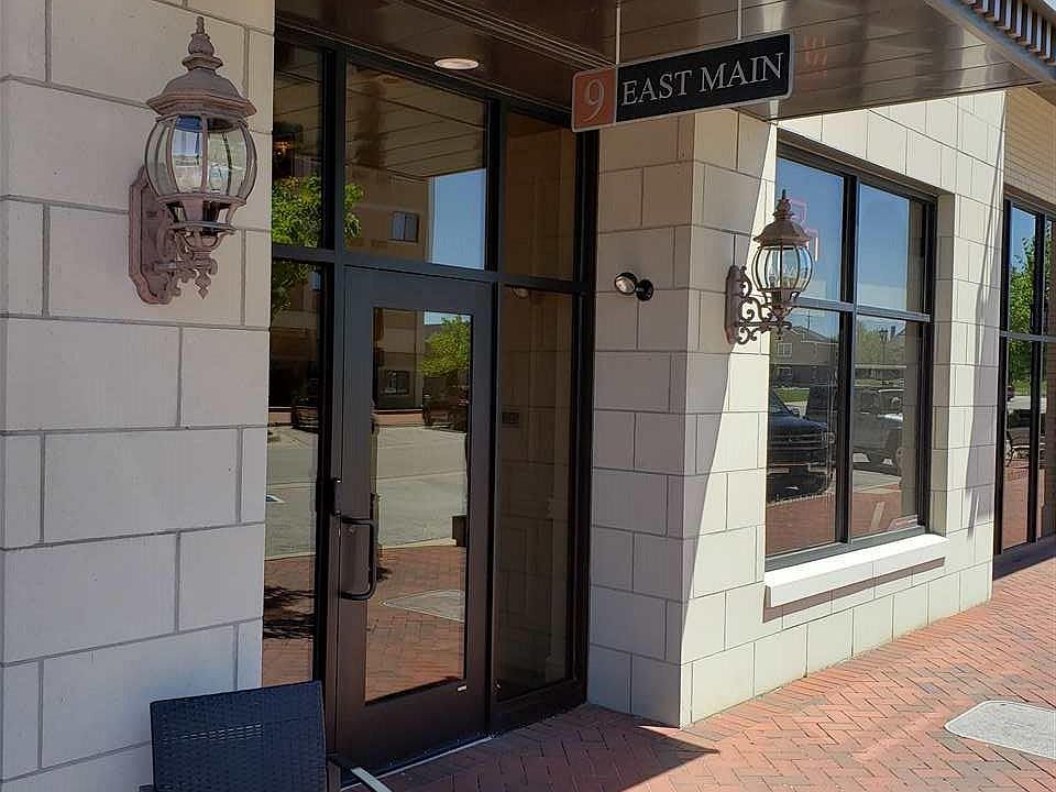 1st image of 9 E Main St #30