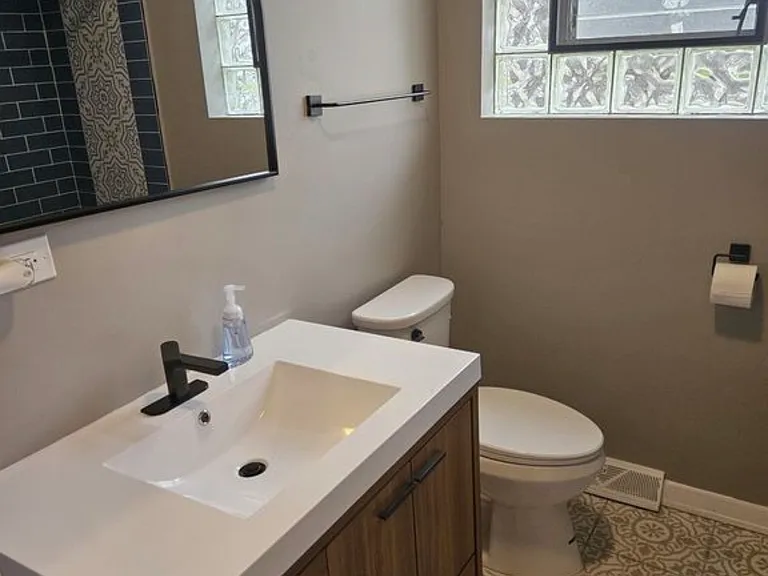 7252 S Hermitage Ave — Photo 14