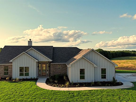 4th image of 1026 County Road 1610