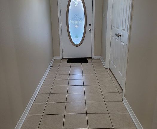 2nd image of 17336 Meadowbrook Dr