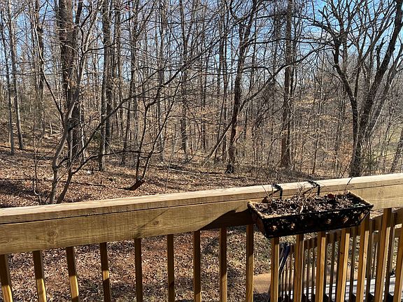 4th image of 131 Water Gate Dr Unit A