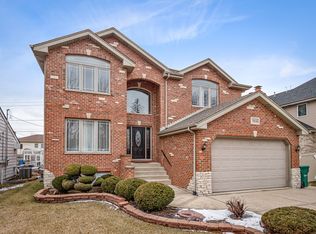 7608 Laramie Ave, Burbank, IL