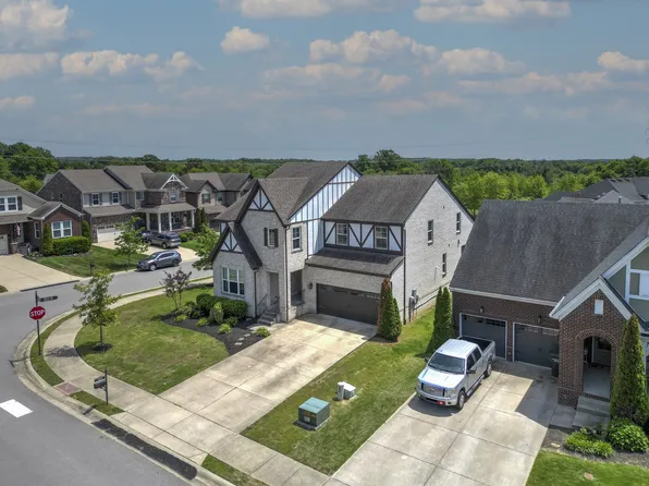 2001 Oliver Dr, Mount Juliet, TN 37122