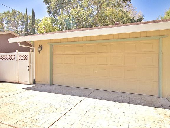 3rd image of 7584 Alma Vista Way