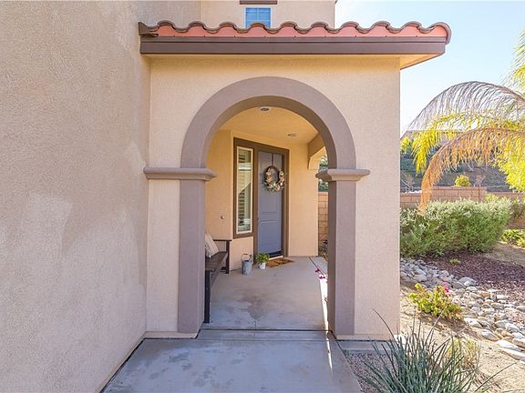 5th image of 36387 Yarrow Ct