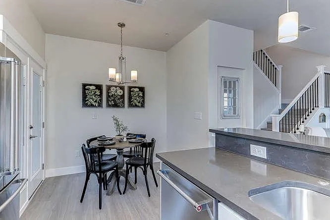 Cedar Crossing Luxury Townhomes — Photo 68