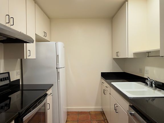 3rd image of 100 Mary D Ave APT 1