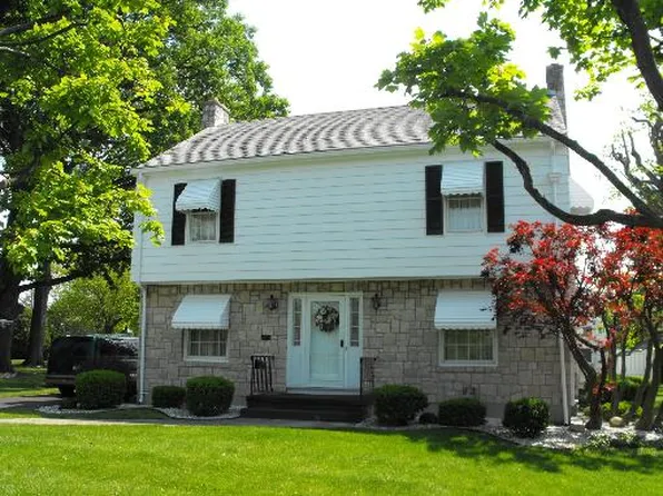 727 S 7th St, Upper Sandusky, OH 43351