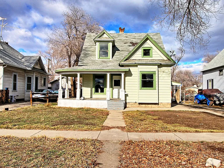 1144 Grand Ave — Photo 1