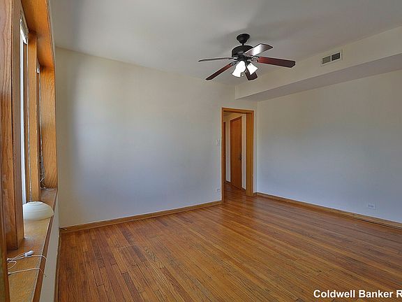 4th image of 3108 W Walton St APT 2B