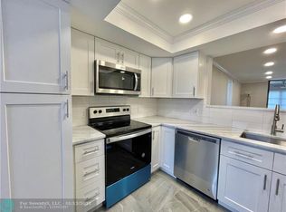 7370 NW 18th St APT 105, Pompano Beach, FL 33063